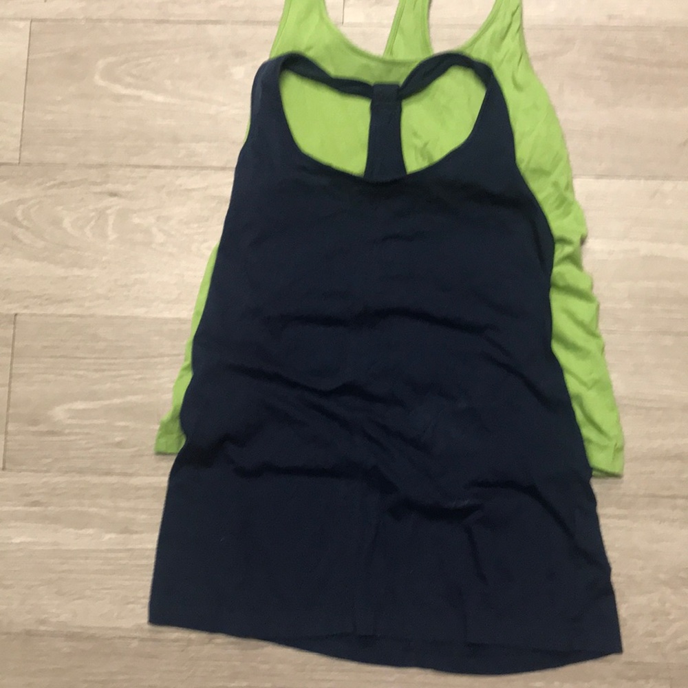 3 Patagonia Tops Built in bra - Picture 4 of 6